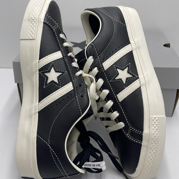 Converse Men’s ONE STAR ACADEMY PRO OX
BLACK/EGRET/EGRET A08501C Sneakers - Picture 11 of 16